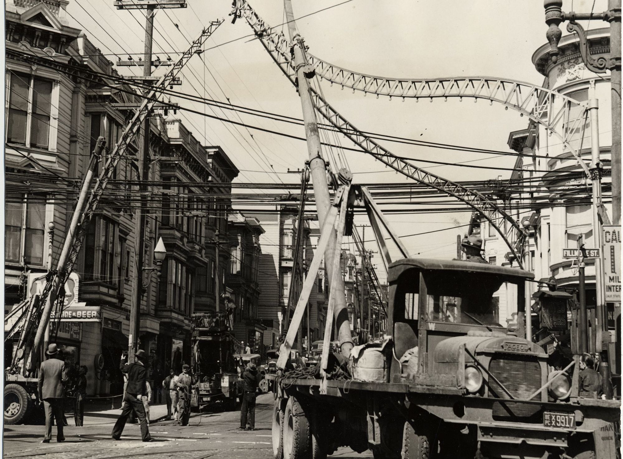 1943 photo of Fillmore Street arches being dismantled