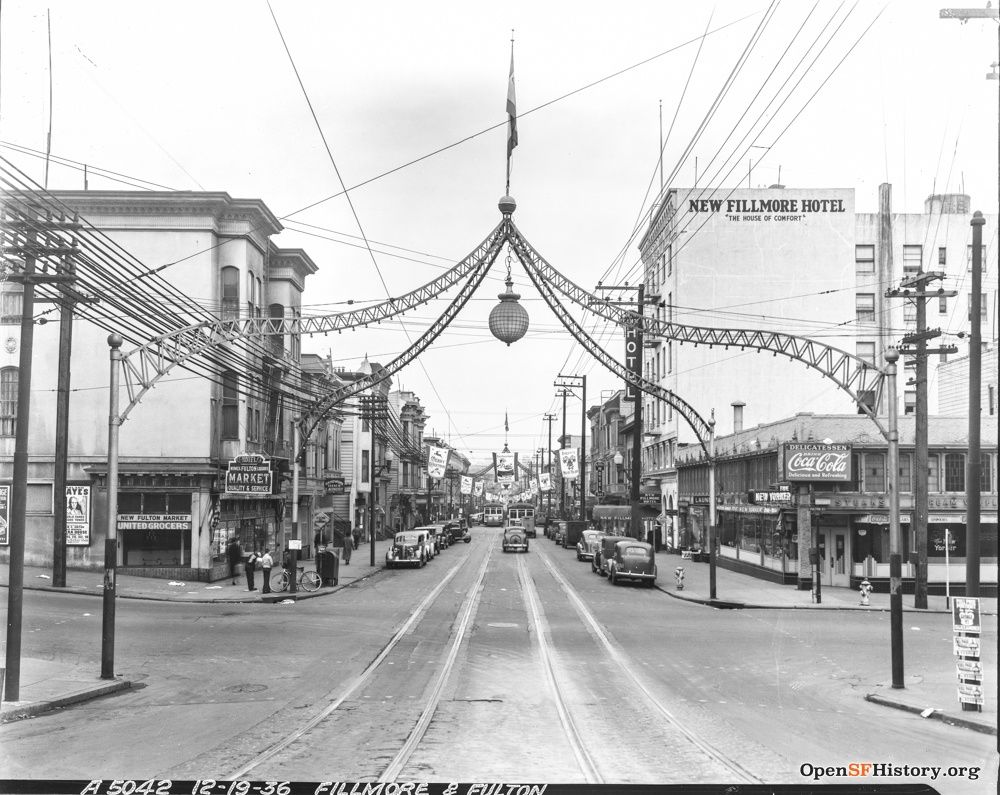 1936 photograph of arches on Fillmore Street