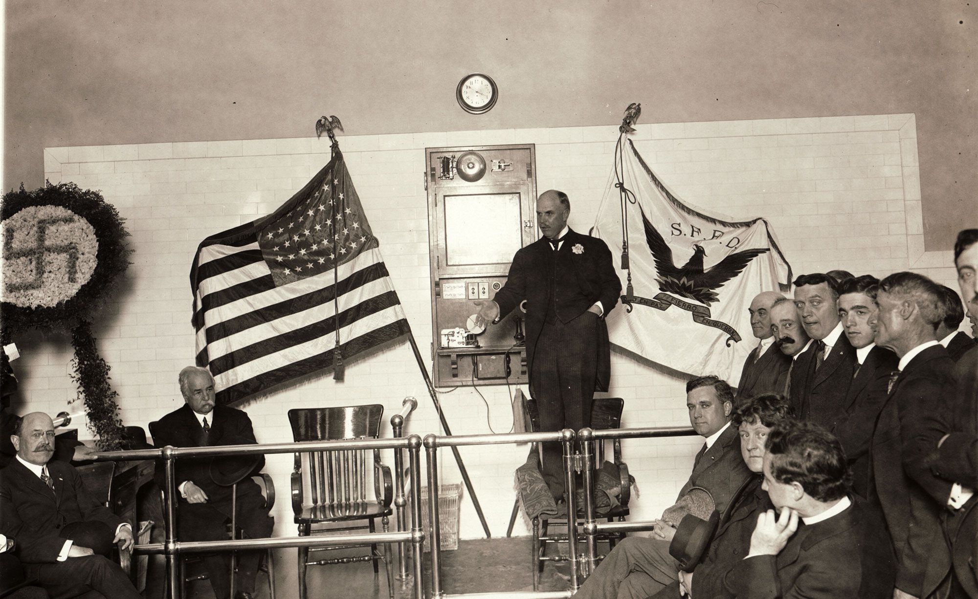 1915 photo of San Francisco mayor speaking