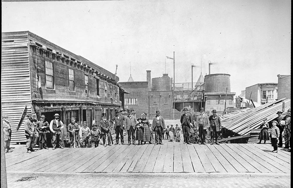 People on wharf