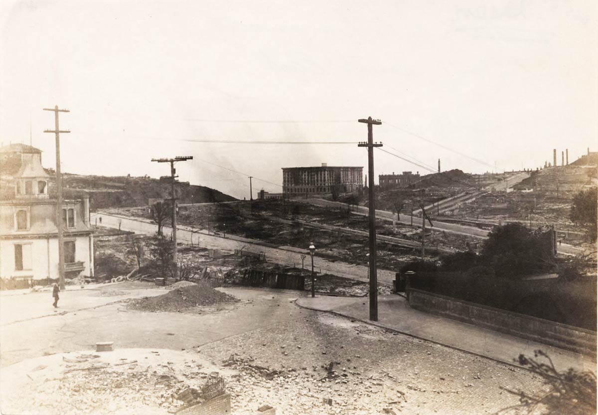 octagon house amid ruins on Green Street