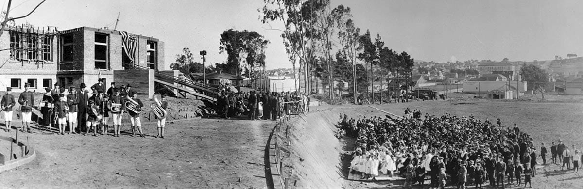 panorama of Homewood Terrace dedication
