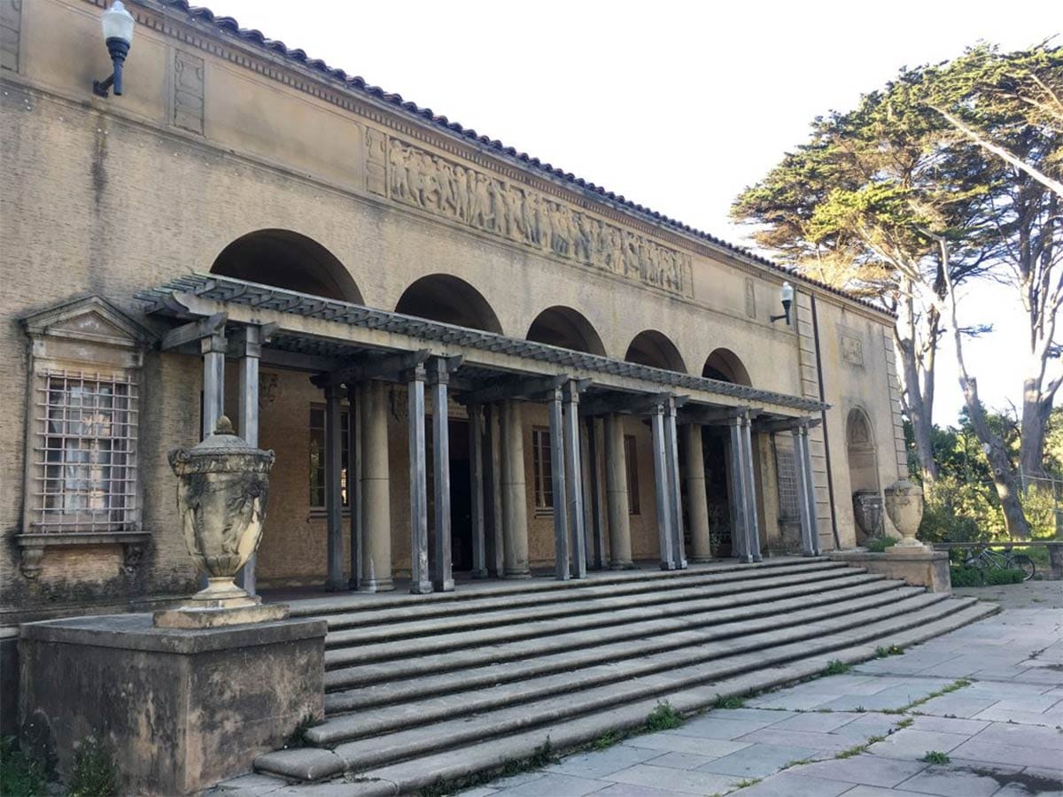 Mothers Building at San Francisco Zoo