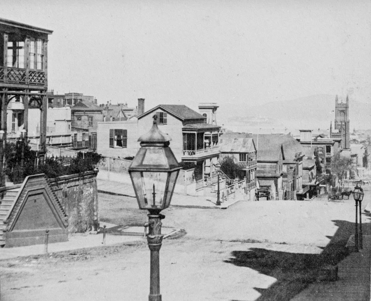 1860s San Francisco lamp post