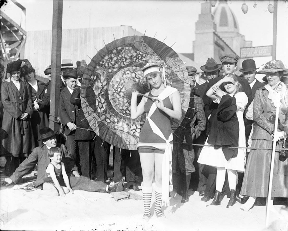 Bathing Beauty contestant